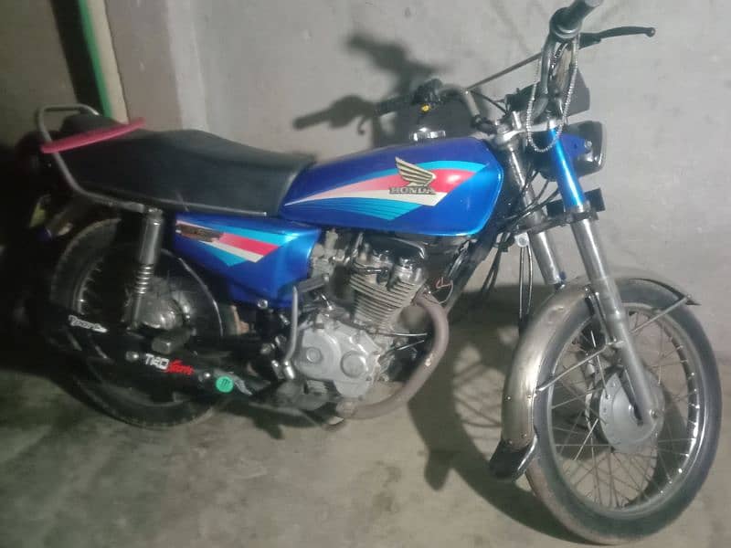 Honda 125 2002model  tanky tapy for sale 1