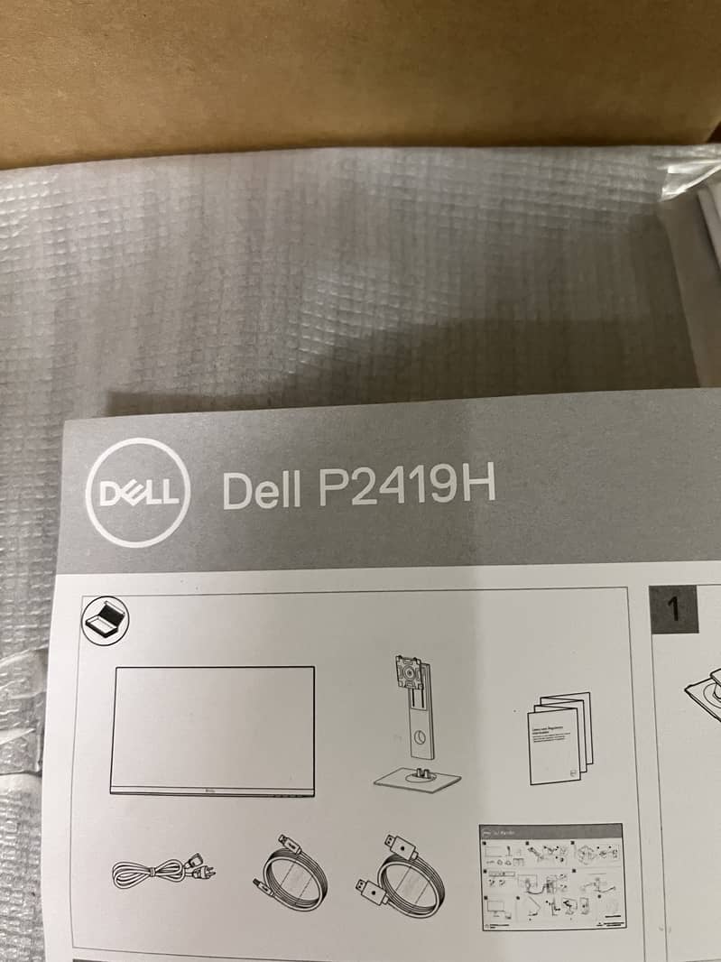 New DELL PC Monitor 24" 1