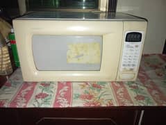 Dawlance microwave Needs repairing