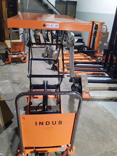 Lift Table/Table trolley/lift/680/scissor lift/hand trolley 2