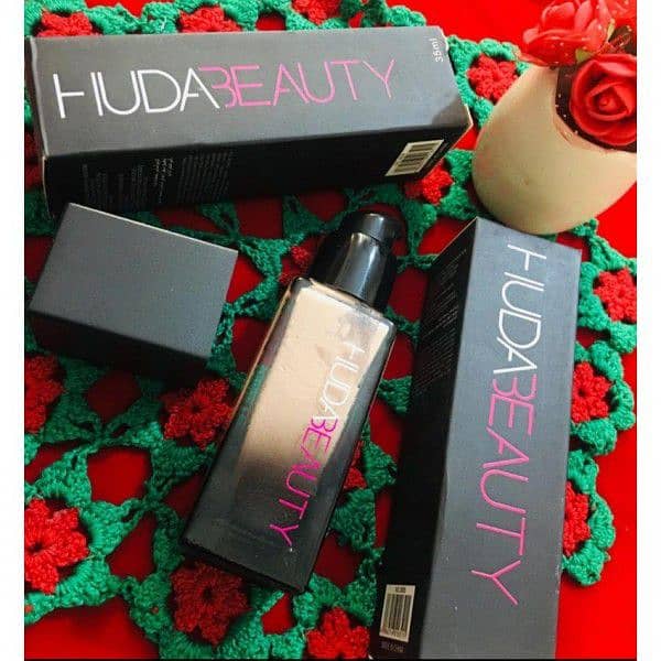 Huda Beauty Foundation Original with Bar code Scan 3