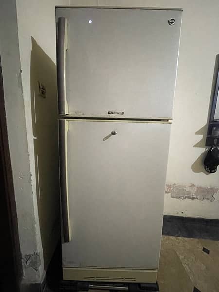 Pel Refrigerator 0