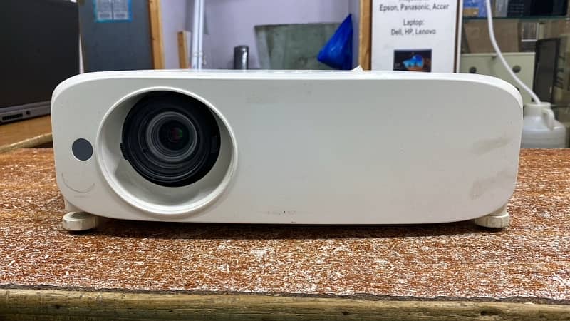 multimedia projector available in stock 9