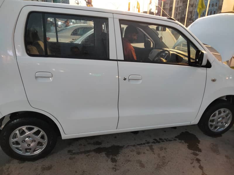 Suzuki Wagon R VXL- Model 2021 (in original condition) 19