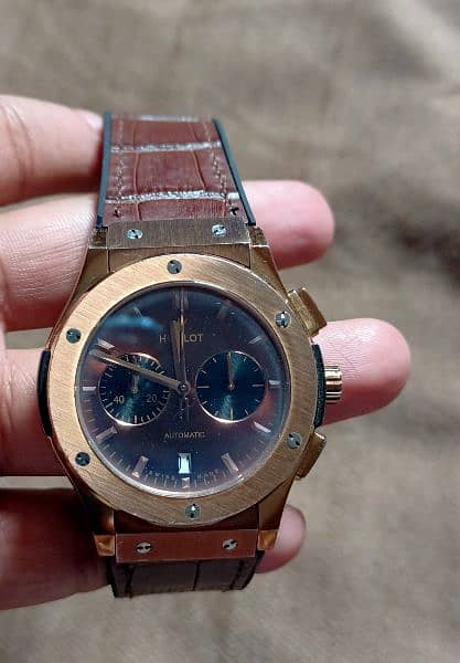 Hublot 2