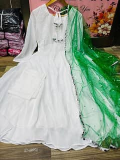 Women,s 14 august dress