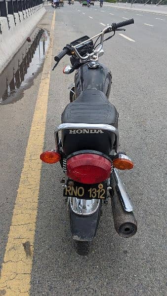 Honda 125 ( Model 2013) 5