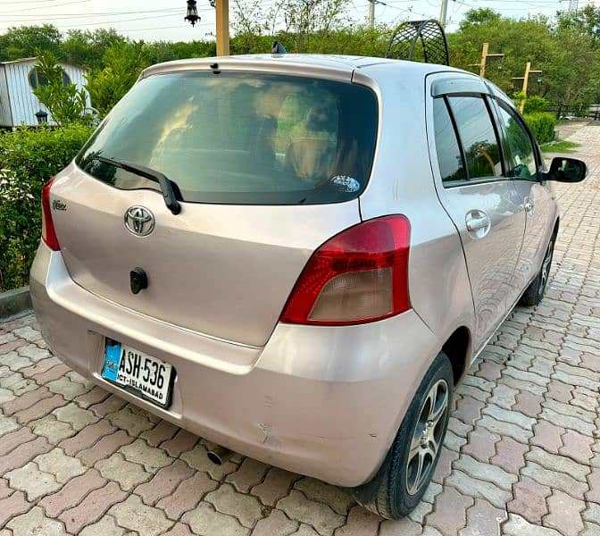 Toyota Vitz 2006 4