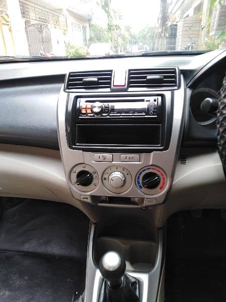 Honda City IVTEC 2014 good condition 5