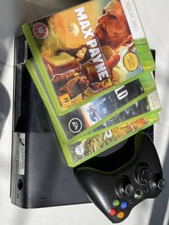 xbox 360 with one controller + CDs