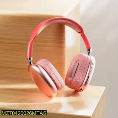 P9 Wirelees Headphones 1