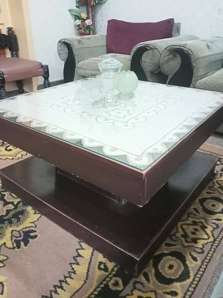 center table with mirror urgent sale negotiable 2