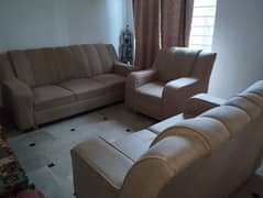 6 seater sofa set very beautiful design and condition