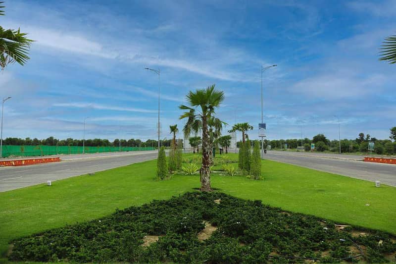 Excellent Location 1 Kanal Plot For Sale in DHA BAHAWALPUR. 2