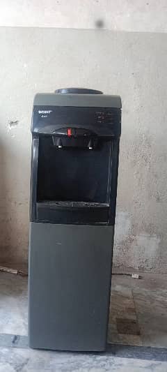 oriant water dispenser For sale .