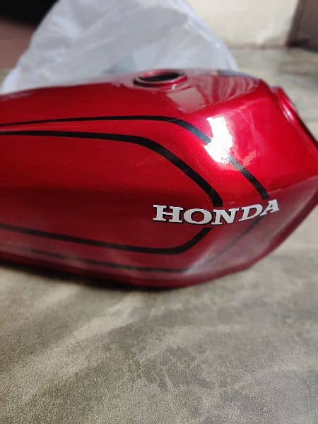 Honda 125 tanki tappay 10/10 3