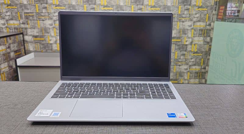 Dell inspiron 15 3530 Core i5 13th Generation 1