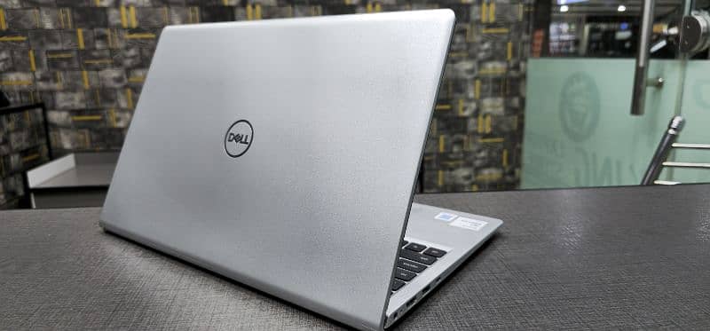 Dell inspiron 15 3530 Core i5 13th Generation 14