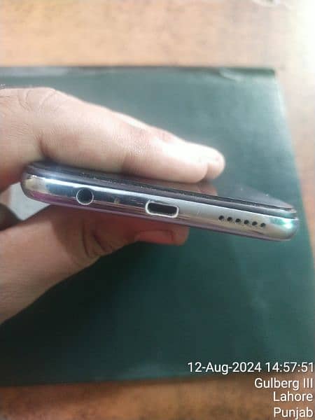 vivo s1 for sale original phone with charger 3