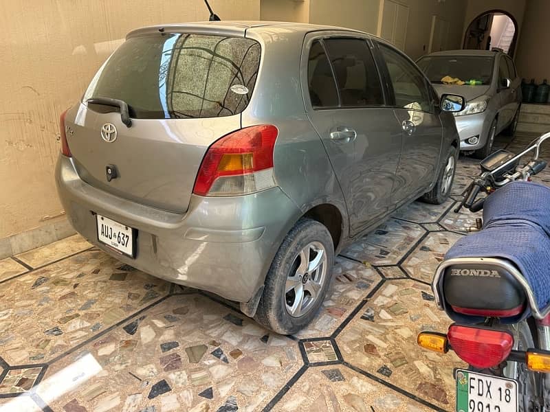 Toyota Vitz 2008 4