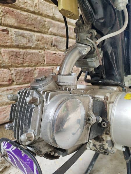 Honda 70 1982 model all okay 2