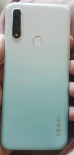 Oppo A31 scratch less condition box and charger