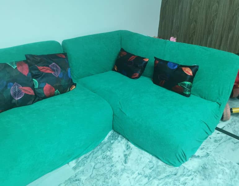 5 seater cushioned sofa 1