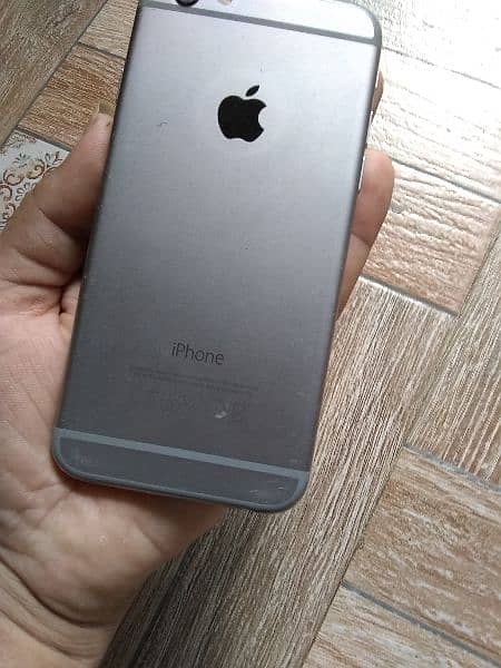 iphone 6 non PTA 16GB 1