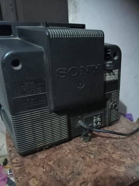 Sony original tv 14 inch hai 6