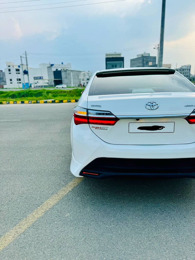 Toyota Corolla Altis Automatic 1.6 2019 16