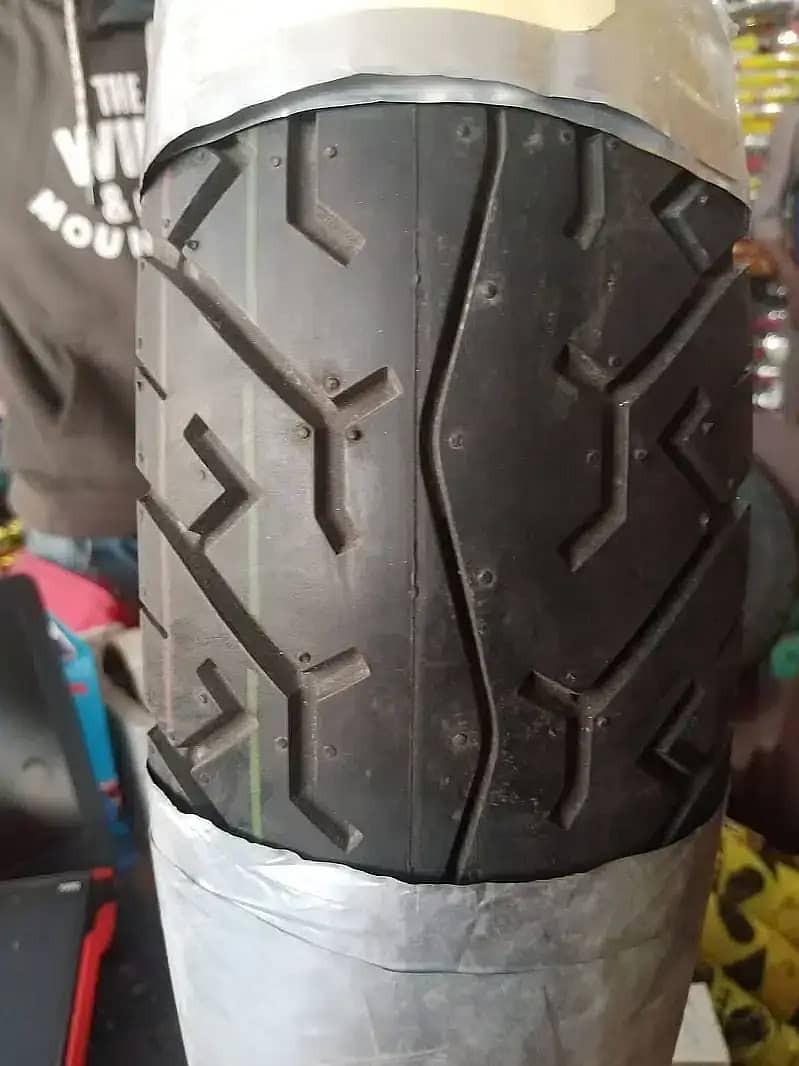 110.70. 17 choyung new heavy bikes tube less tyres 2