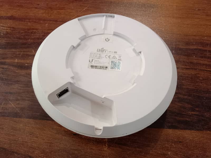 Ubiquiti UniFi AP-AC-LR | UAP-AC-LR | Access Point (Branded Used) 6