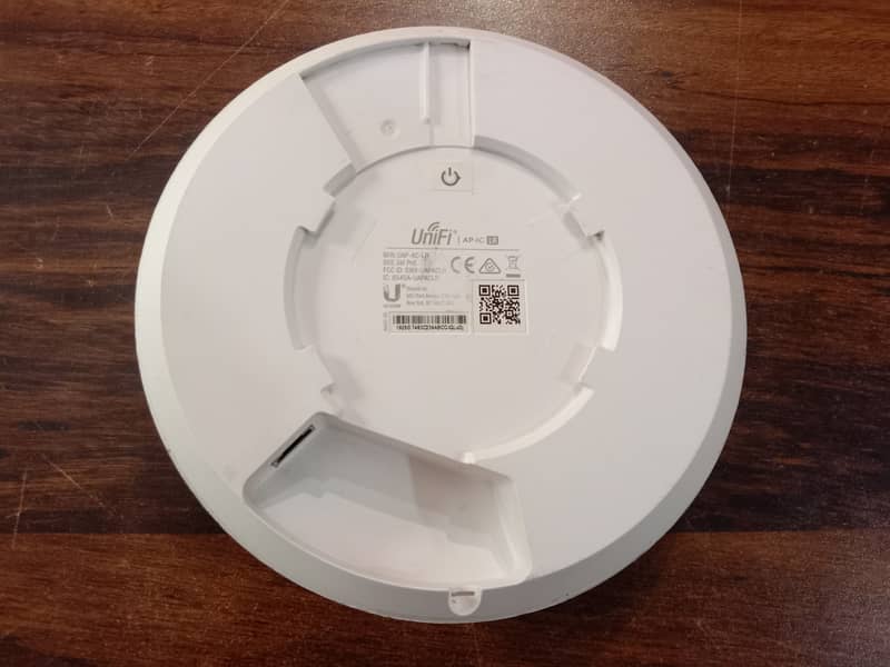 Ubiquiti UniFi AP-AC-LR | UAP-AC-LR | Access Point (Branded Used) 8