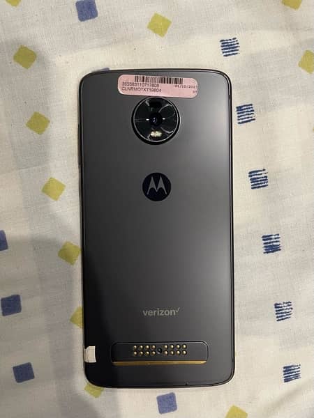 moto z4 2