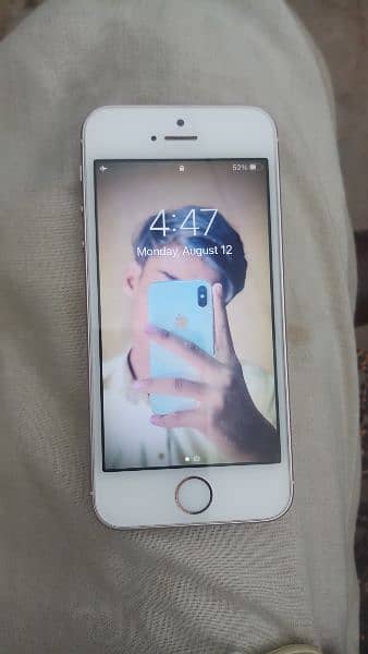 Iphone SE 2016 16GB 1