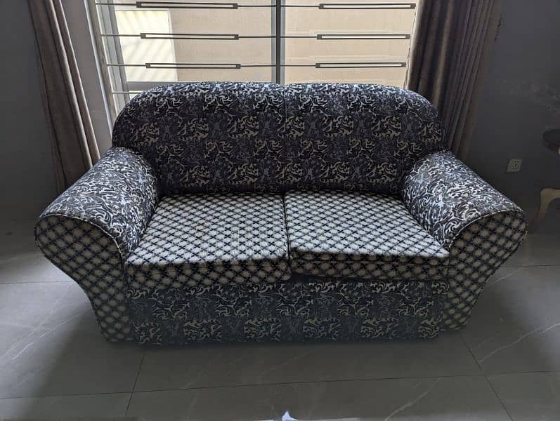 Sofa Set ( 6 seater) 4