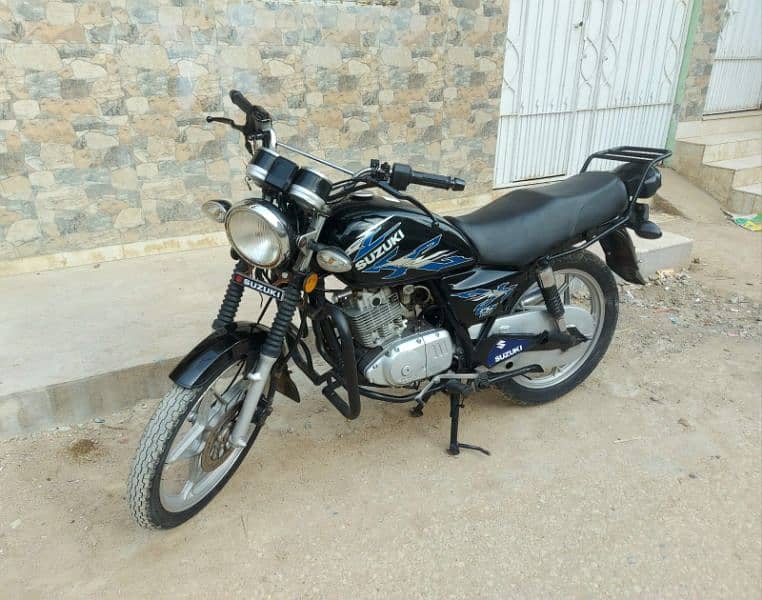 Suzuki GS 150 1