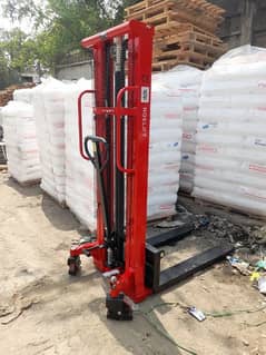 2 Ton Manual Stacker Lifters Available For Sale Delivery All Pakistan