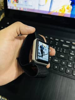 Selling Apple Watch Series 2 Just Like New :