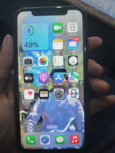 Iphone 11 black color for sale 1