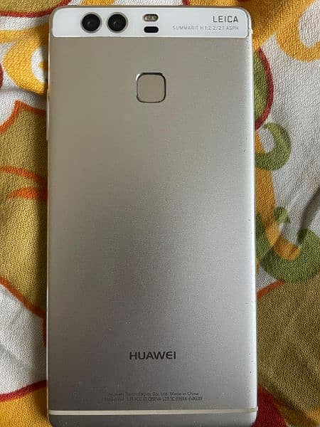 Huawei P9 good condition 2