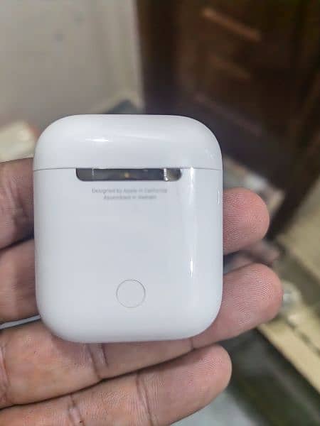 Apple airbuds 2nd generation 100%original hain 1