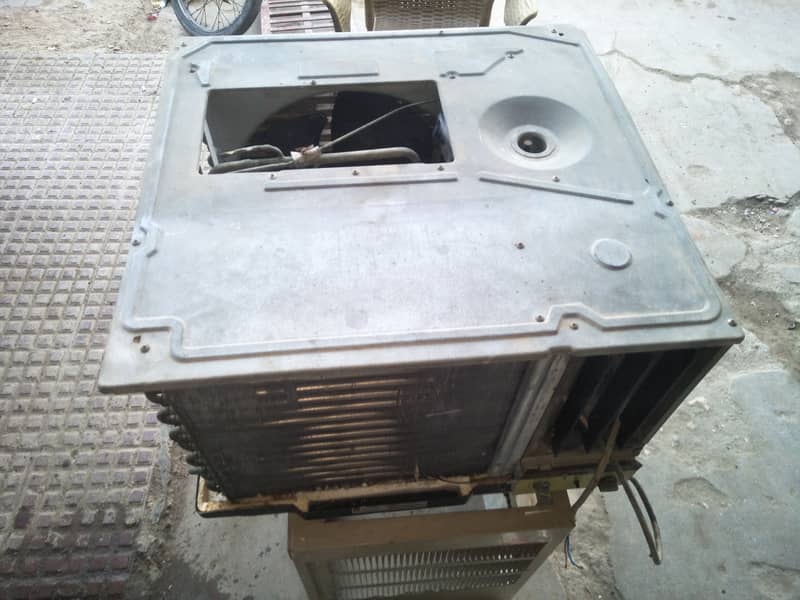 National window Ac for sale 3