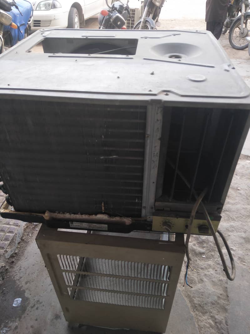 National window Ac for sale 9