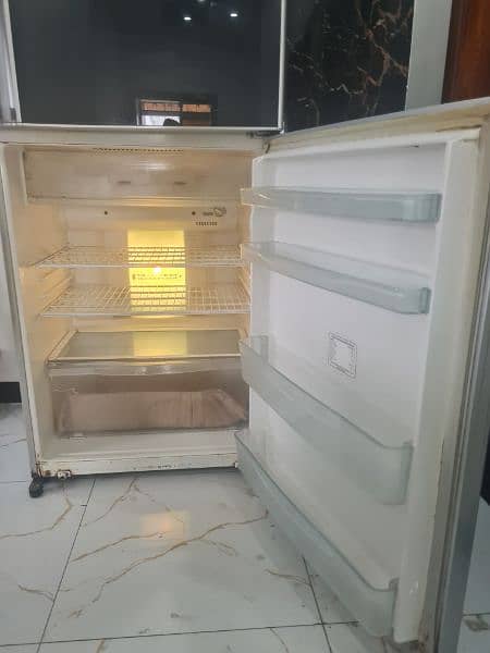 Foreign Import Toshiba Fridge URGENT SALE 3