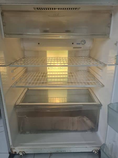 Foreign Import Toshiba Fridge URGENT SALE 4