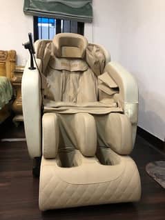 Urgent sale Jc Buckman Massage chair 1 year warrenty