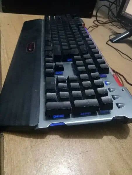 RGB Mechanical keyboard 1