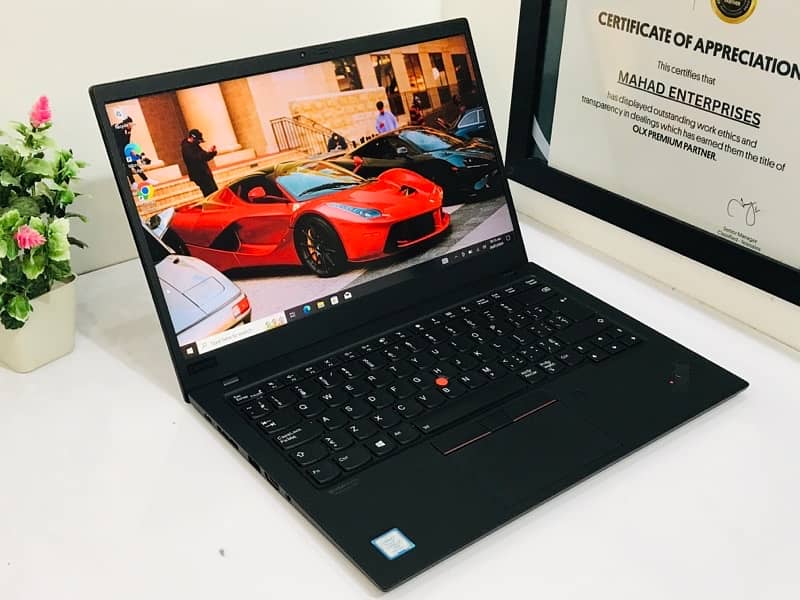 lenovo x1 carbon core i7 8th gen -Quard core- 8 threads-16/256 5