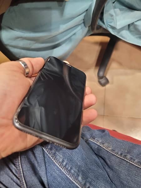 iPhone 11 non pta fu 64 gb 3